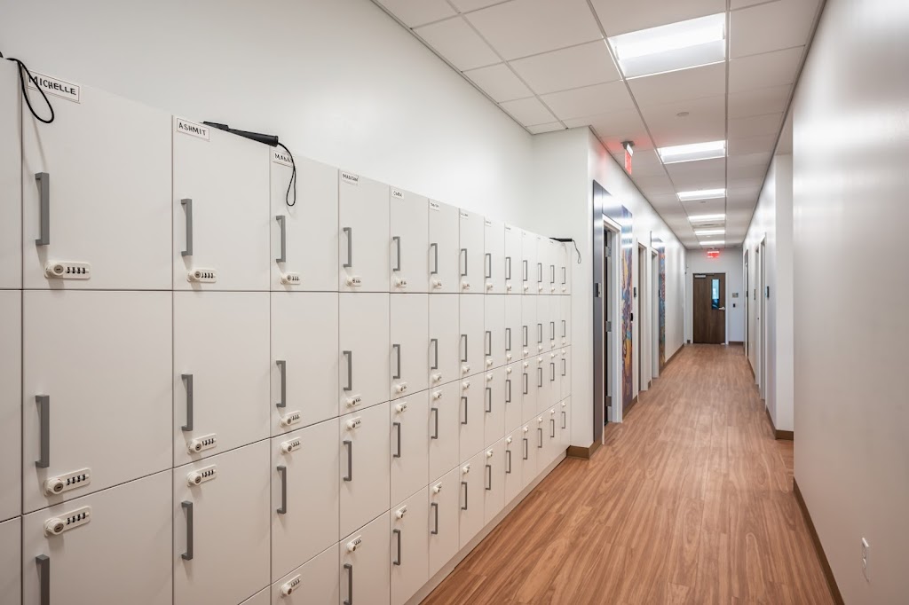 Daisy Mountain Veterinary Hospital | 39512 W Daisy Mountain Dr #178, Anthem, AZ 85086, USA | Phone: (623) 551-8387