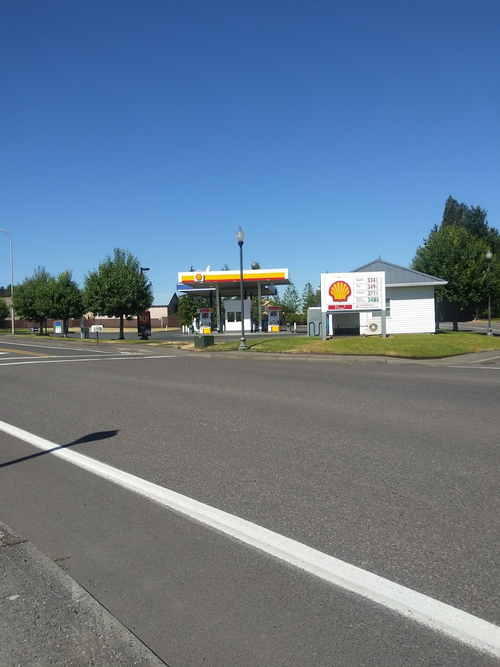 Shell | 521 SW Halsey St, Troutdale, OR 97060, USA | Phone: (503) 674-7783