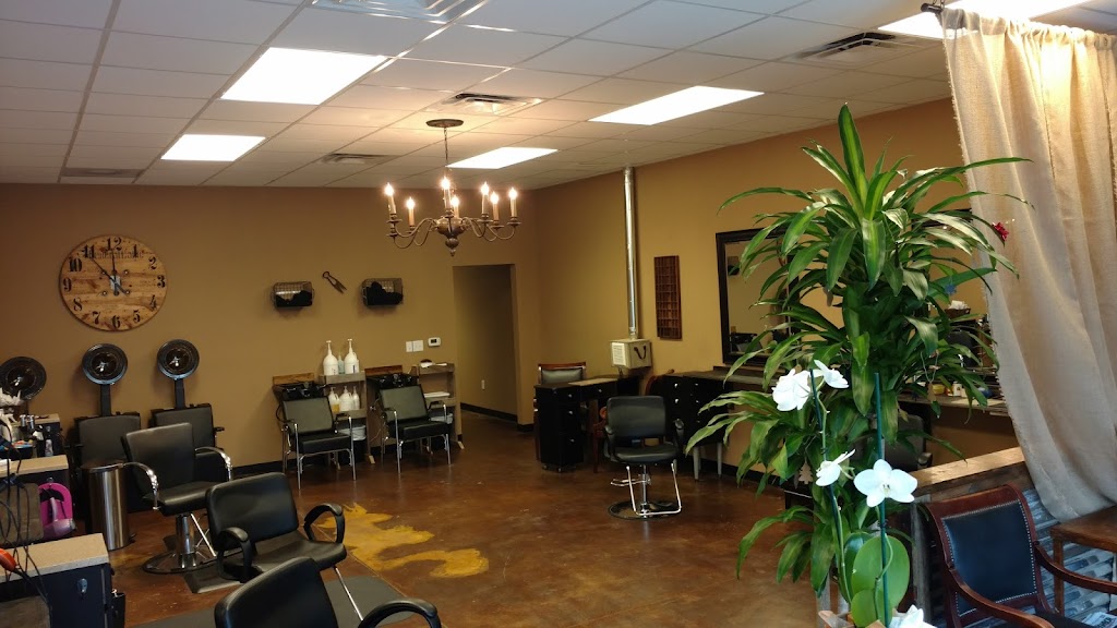 Keeping it Classy Salon | 810 N Orange Ave, Green Cove Springs, FL 32043, USA | Phone: (904) 529-7600