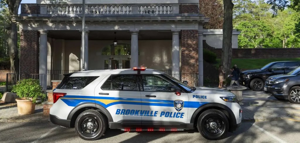 Brookville Police Department | 195 Brookville Rd, Glen Head, NY 11545, USA | Phone: (516) 440-2300