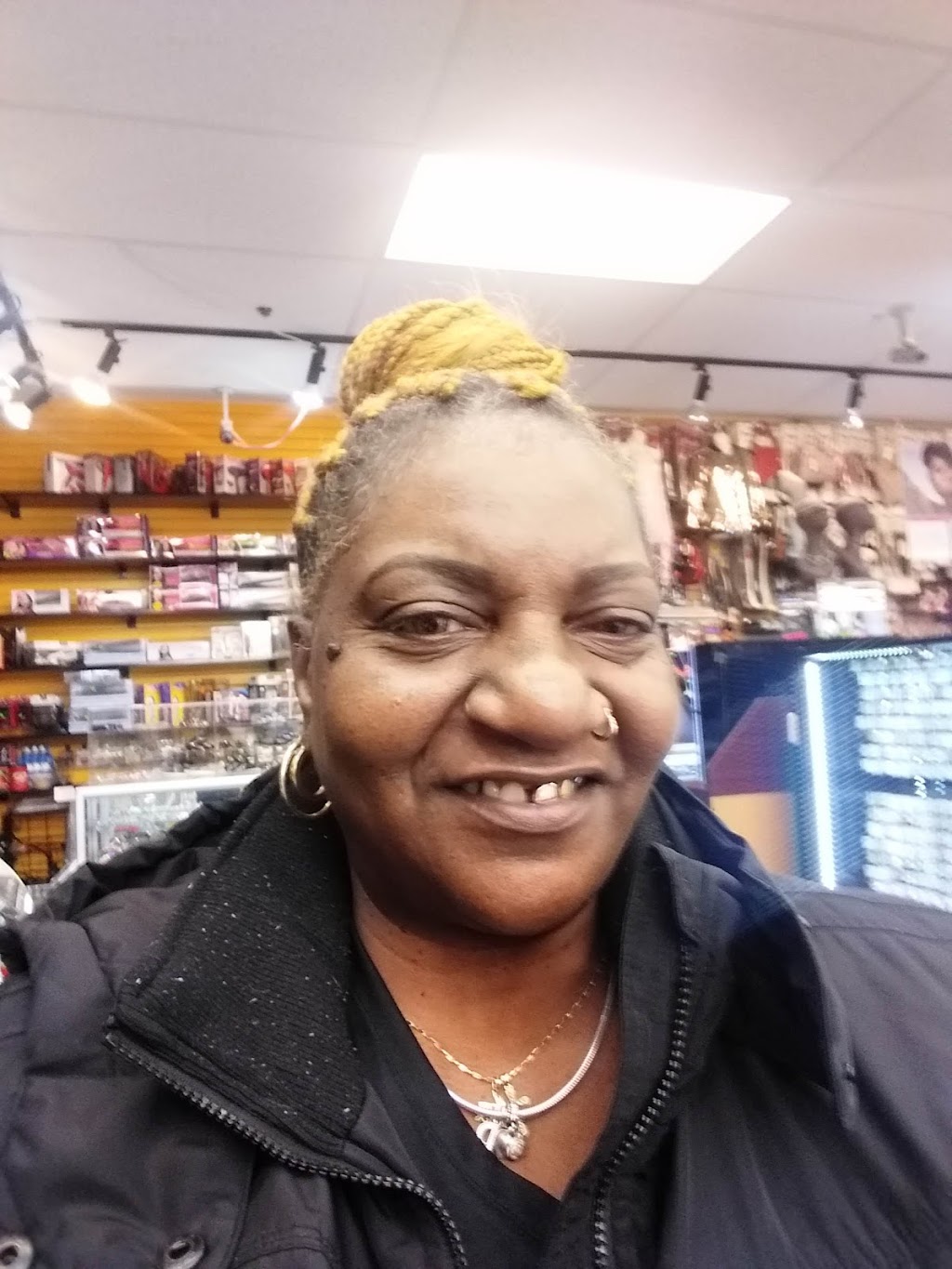 Ginny Beauty Supply | 14485 Gratiot Ave, Detroit, MI 48205, USA | Phone: (313) 527-2635