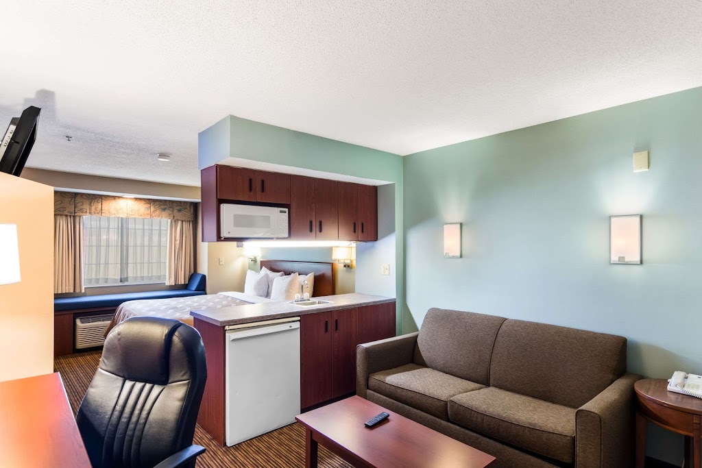 Quality Inn Chester - South Richmond | 12711 Old Stage Rd, Chester, VA 23836, USA | Phone: (804) 796-5200