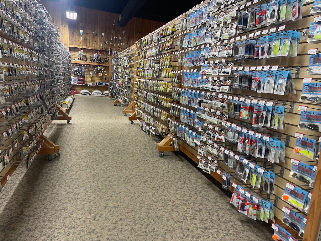 Fin Feather Fur Outfitters - Ashland | 652 US Hwy 250 E, 652 US-250, Ashland, OH 44805, USA | Phone: (419) 281-2557