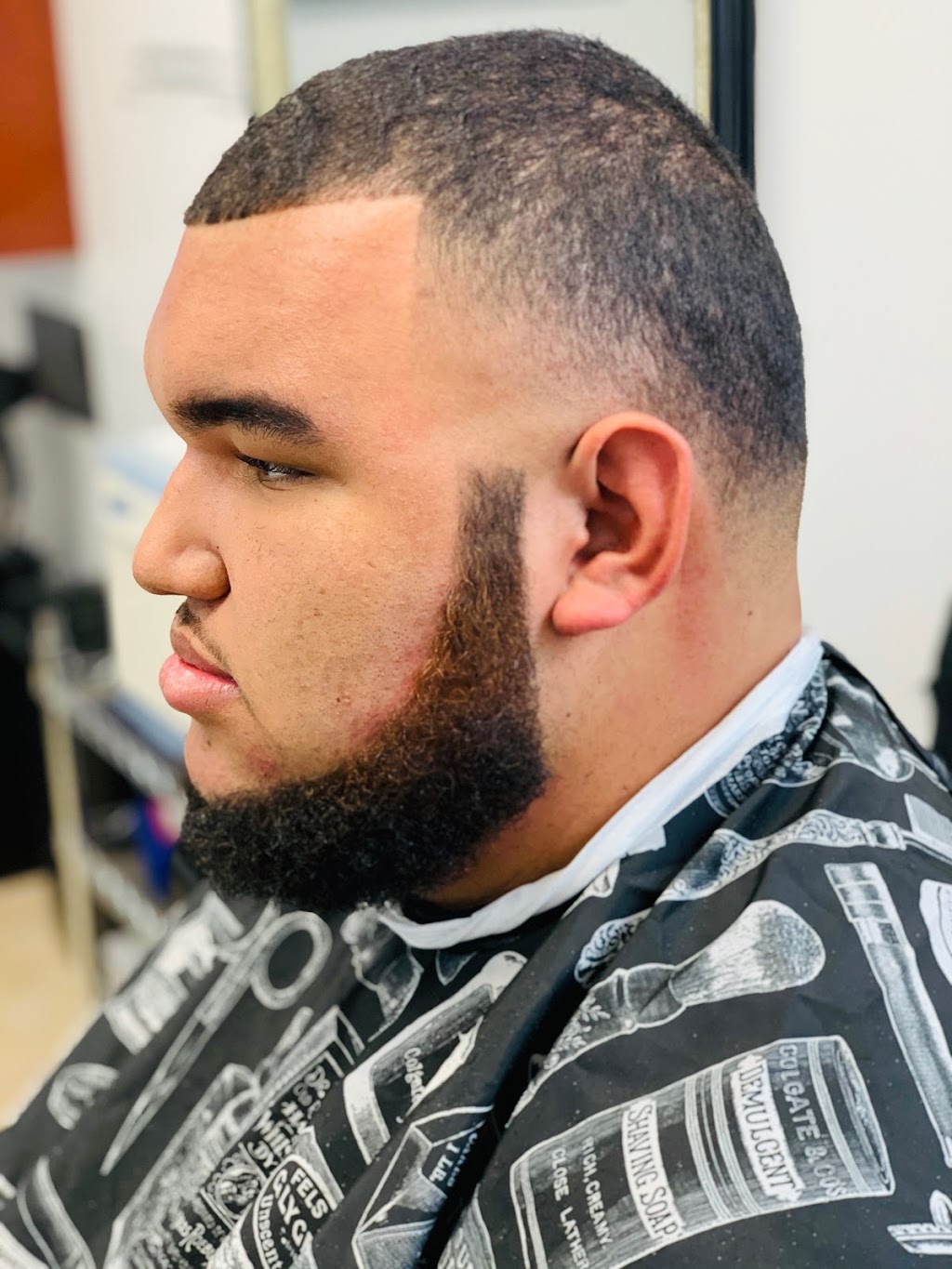 AAY BARBER STUDIO | 5100 N 99th Ave #104, Glendale, AZ 85305, USA | Phone: (623) 334-8855