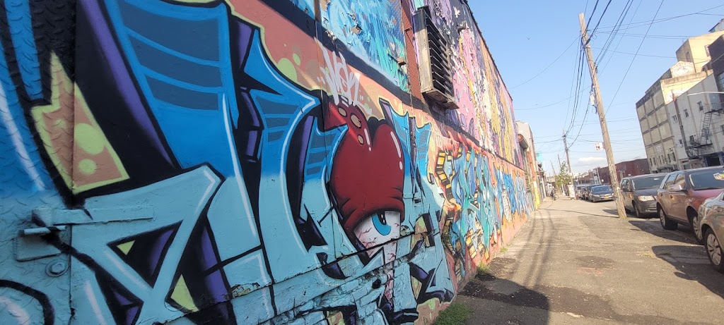 Danbro Studios | 260 Meserole St, Brooklyn, NY 11206, USA | Phone: (718) 273-9379