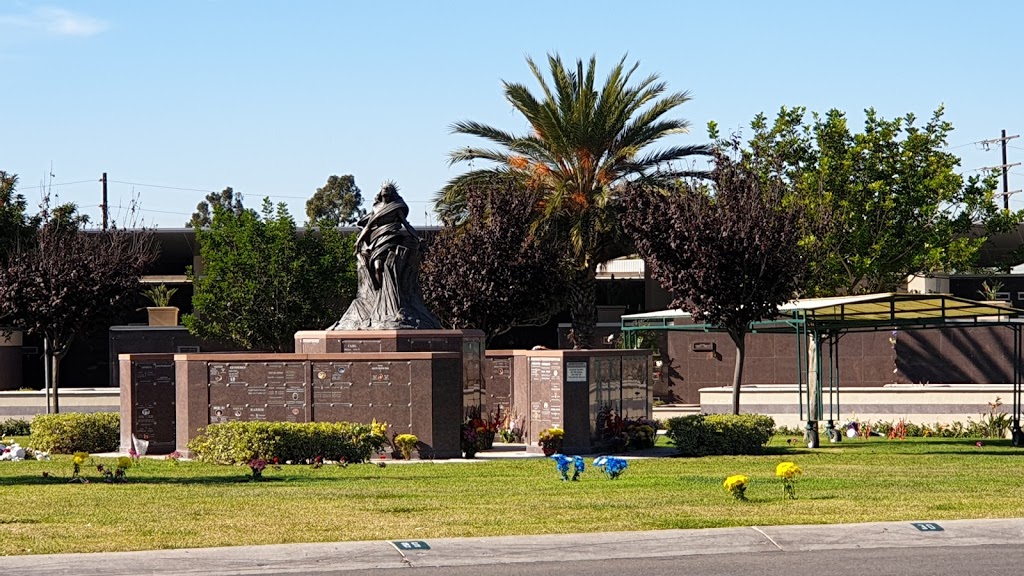 Good Shepherd Cemetery And Mausoleum | 8301 Talbert Ave, Huntington Beach, CA 92647, USA | Phone: (714) 847-8546