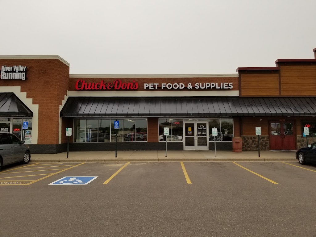 Chuck & Dons Pet Food & Supplies | 1270 Vierling Dr E, Shakopee, MN 55379, USA | Phone: (952) 445-2487