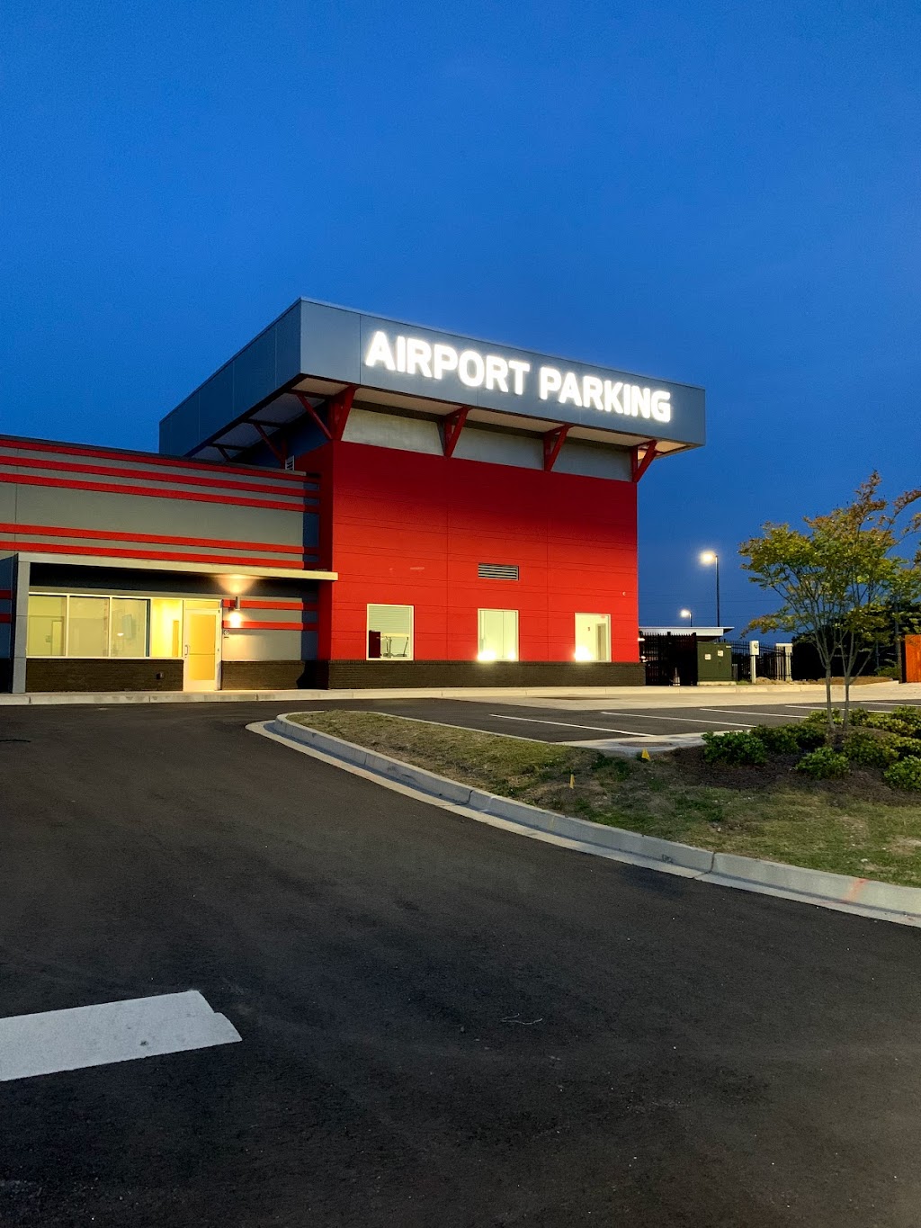 WallyPark Airport Parking Atlanta | 3811 Wally Pk Wy, College Park, GA 30337, USA | Phone: (404) 763-9990