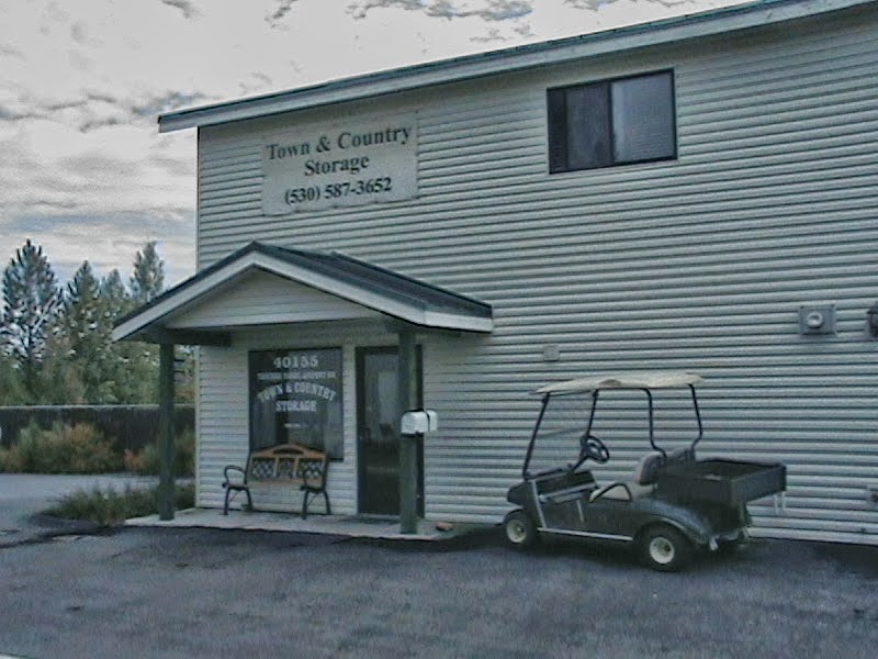 Town & Country Storage | 40155 Truckee Airport Rd, Truckee, CA 96161, USA | Phone: (530) 587-3652