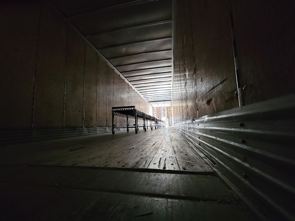 Boot Barn Distribution | 11251 Beech Ave #200, Fontana, CA 92337, USA | Phone: (909) 371-1350