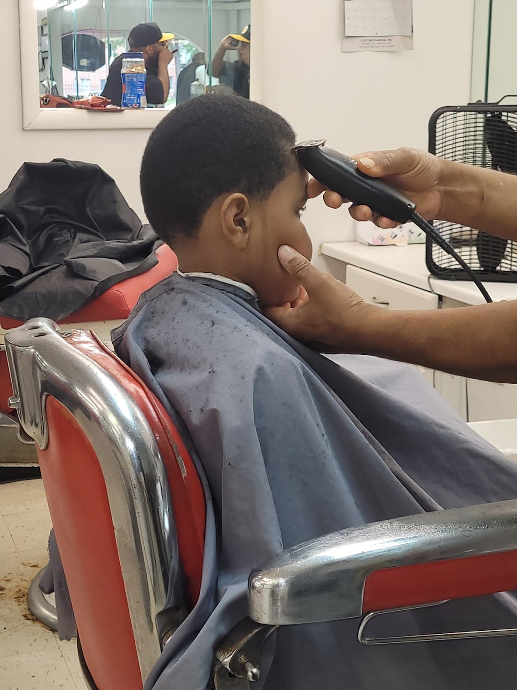 U-Next Barber Shop | 19041 W Seven Mile Rd, Detroit, MI 48219, USA | Phone: (313) 387-8111