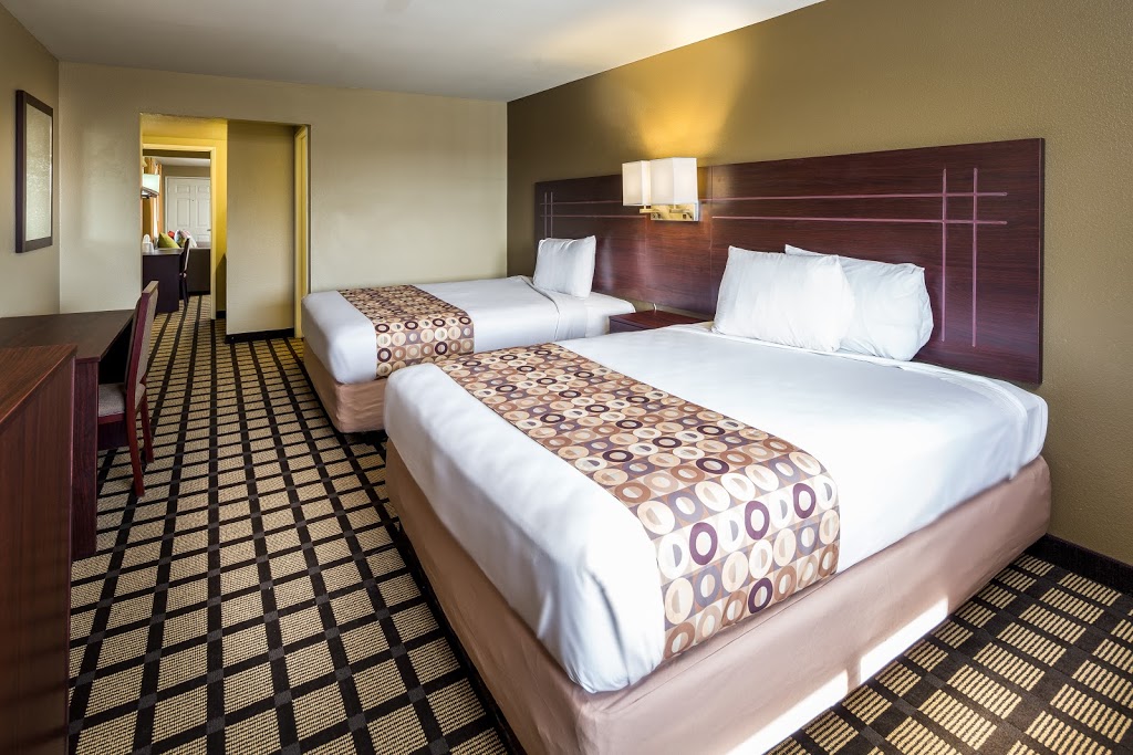 Travelers Inn Phoenix | 5102 W Latham St, Phoenix, AZ 85043, USA | Phone: (602) 233-1988