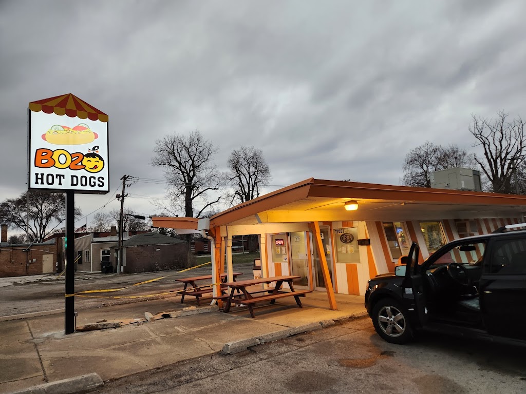 Boz Hot Dogs | 17031 Dixie Hwy, Hazel Crest, IL 60429, USA | Phone: (708) 335-9815