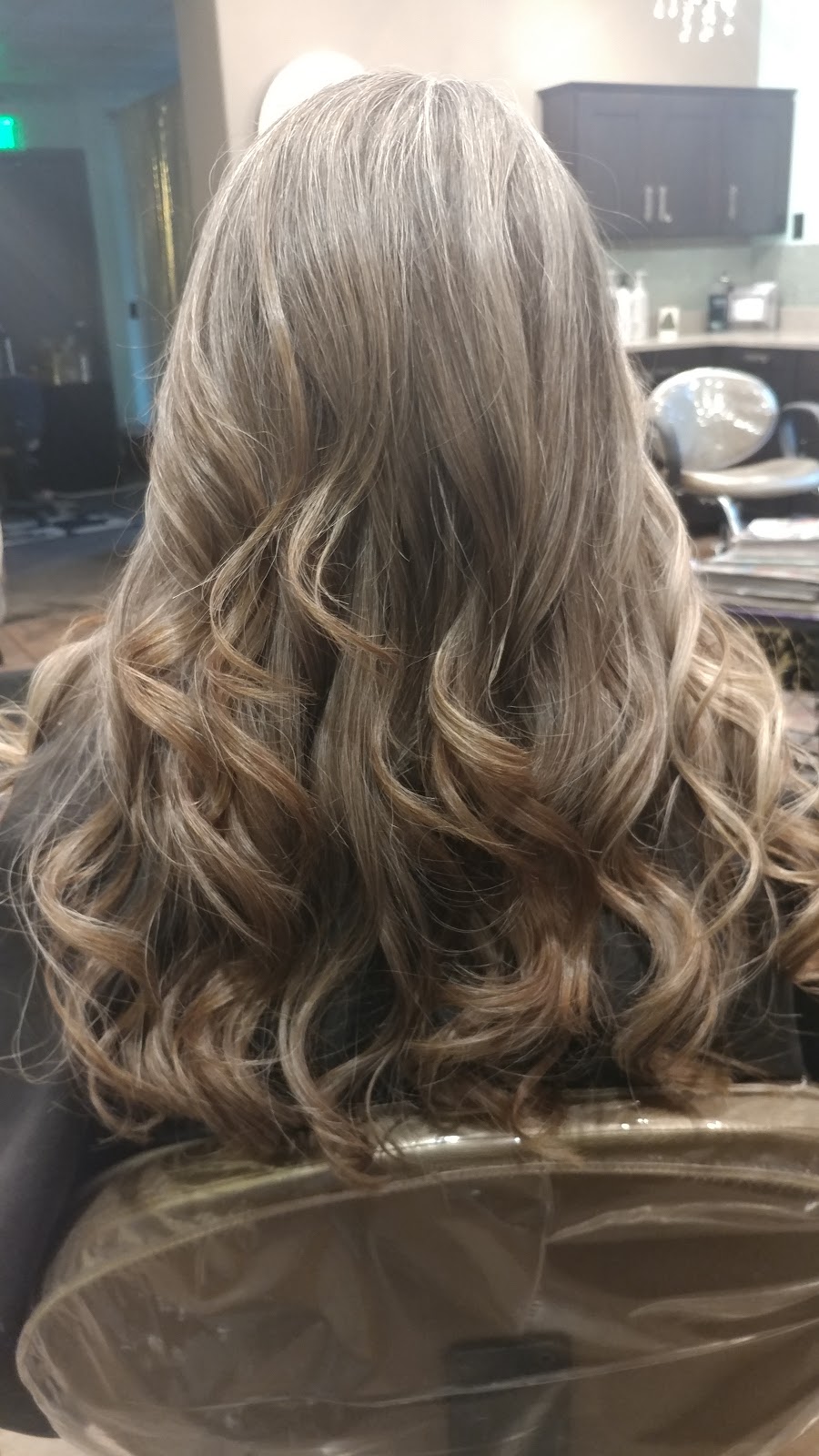 Studio Nouveau | 304 N Huntington St, Syracuse, IN 46567, USA | Phone: (574) 457-2625