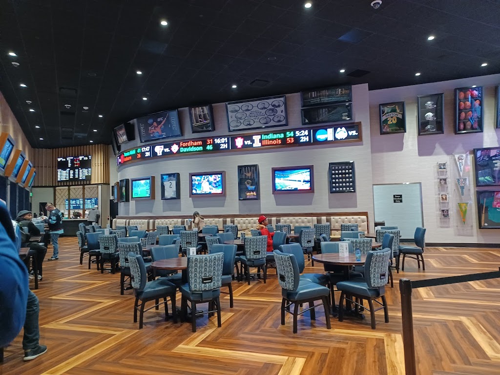 Muckleshoot Casino Resort | 2402 Auburn Way S, Auburn, WA 98002, USA | Phone: (800) 804-4944