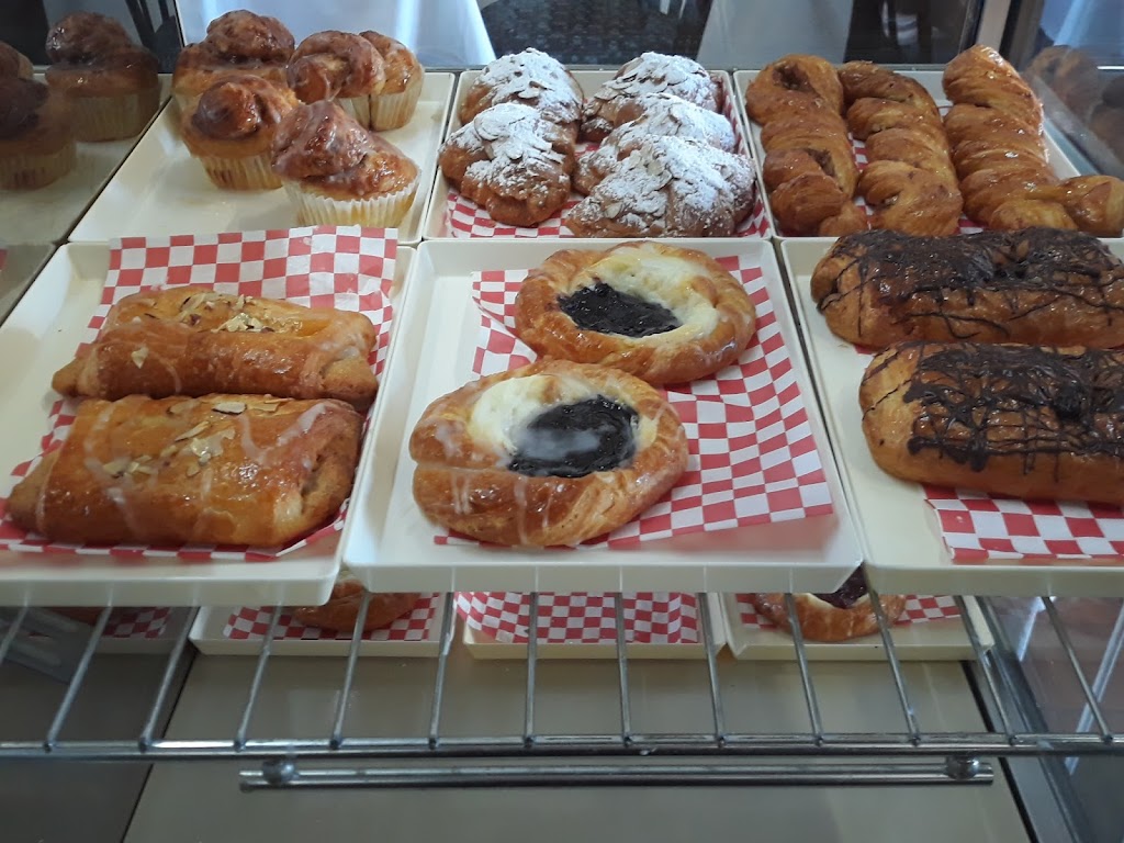 Harvard St. Bakery and Cafe | 140 N Harvard St, Hemet, CA 92543, USA | Phone: (951) 392-3283