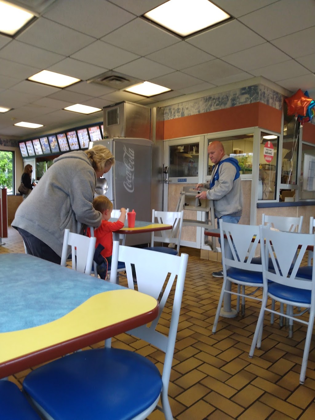 White Castle | 23000 Telegraph Rd, Southfield, MI 48033, USA | Phone: (248) 352-0842