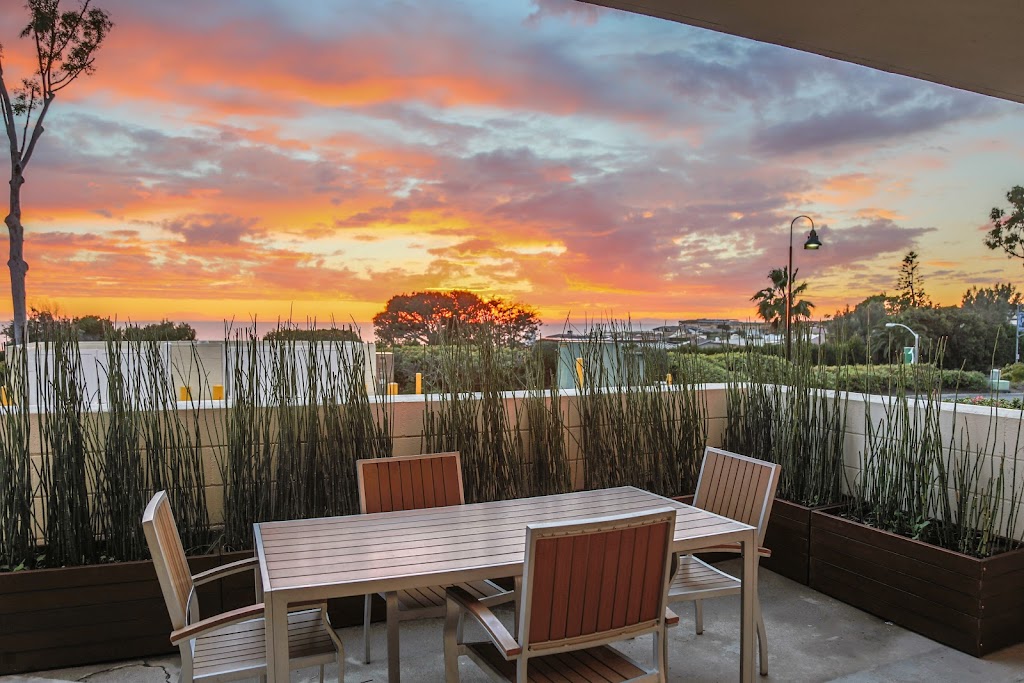 Real Estate Guru | 10 Monarch Bay Plaza, Dana Point, CA 92629, USA | Phone: (949) 212-7676