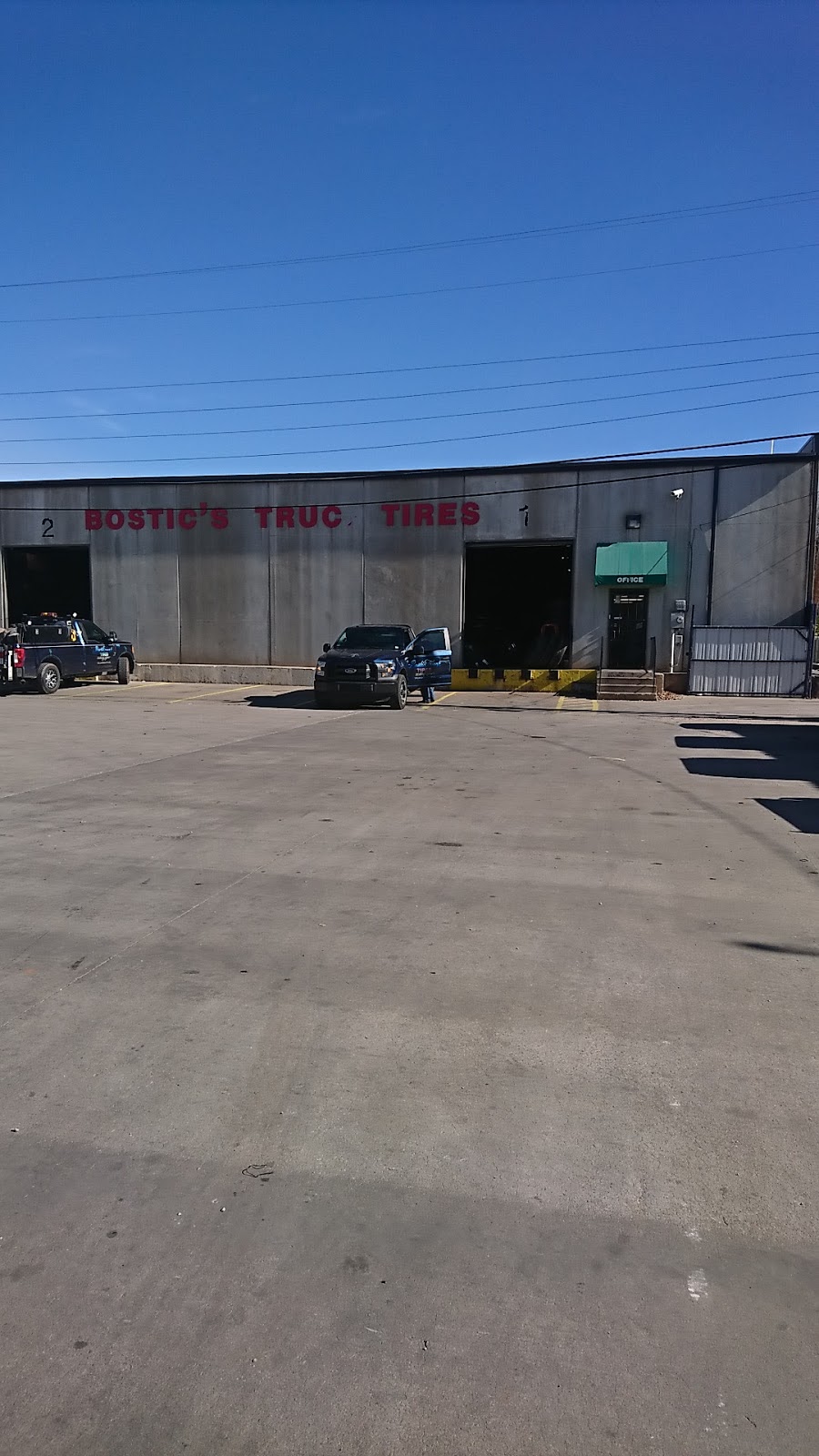 Bostics Truck Tires | 2020 S Agnew Ave, Oklahoma City, OK 73108, USA | Phone: (405) 632-6010