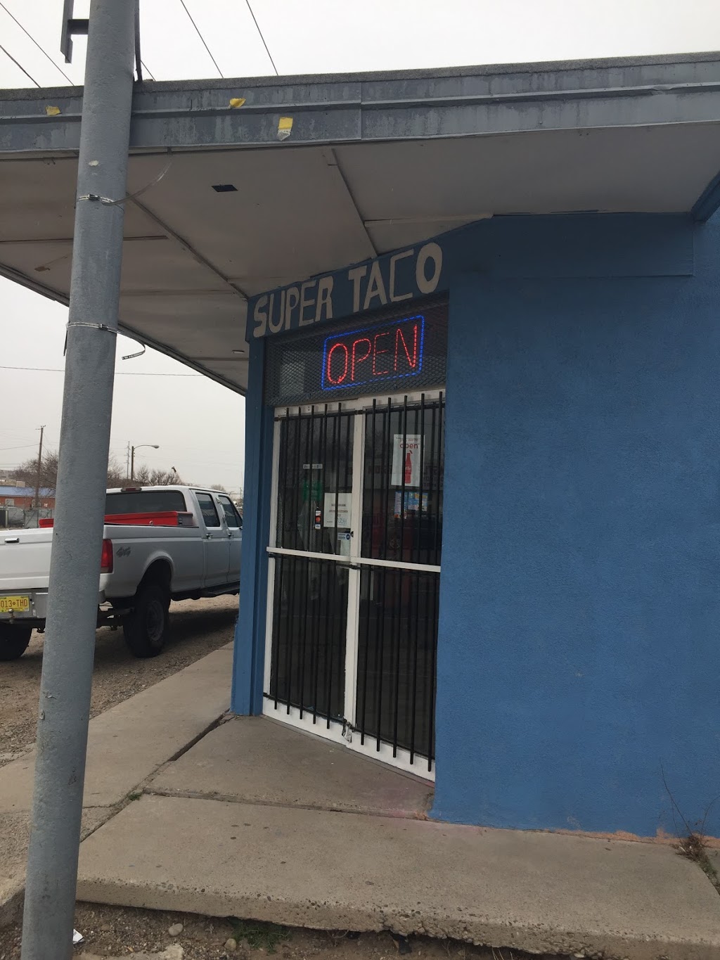 Restaurante El Super Taco | 2801 Broadway Blvd SE suit a, Albuquerque, NM 87102, USA | Phone: (702) 445-2180