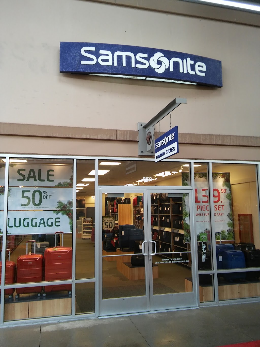 Samsonite | 4401 N Interstate Hwy 35, Round Rock, TX 78664, USA | Phone: (512) 864-1296