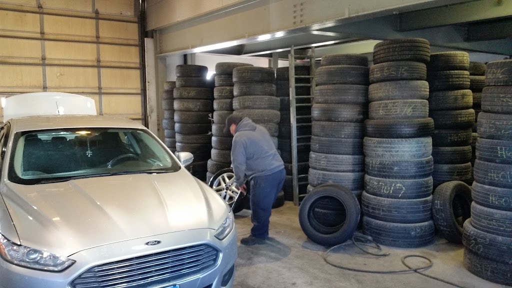 Padilla Tire Service | West, 9014 47th St, Brookfield, IL 60513, USA | Phone: (708) 854-6241