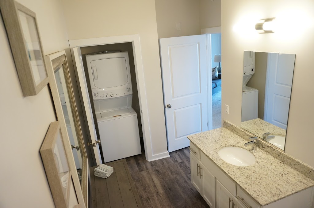 PARK 216 Luxury Apartments | 1001 Beringer Rd, Suffolk, VA 23435, USA | Phone: (757) 538-7188