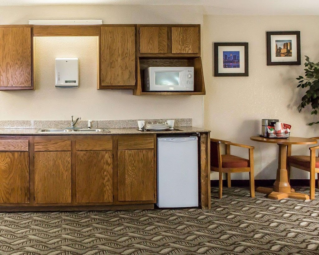 Quality Inn & Suites | 24517 US-23 S, Circleville, OH 43113, USA | Phone: (740) 477-6116