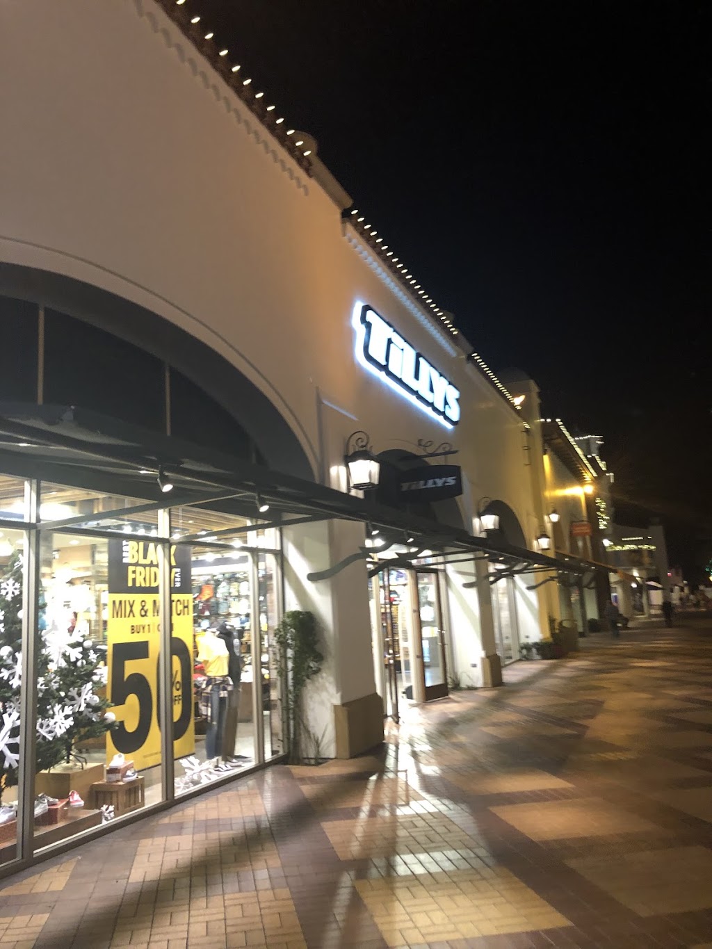 Tillys | 101 W Avenida Vista Hermosa, San Clemente, CA 92672, USA | Phone: (949) 226-5314