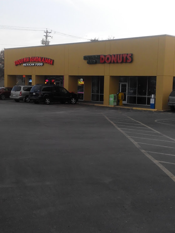 Southern Maid Donuts | 701 Stemmons Fwy #160, Lewisville, TX 75067, USA | Phone: (972) 436-4608
