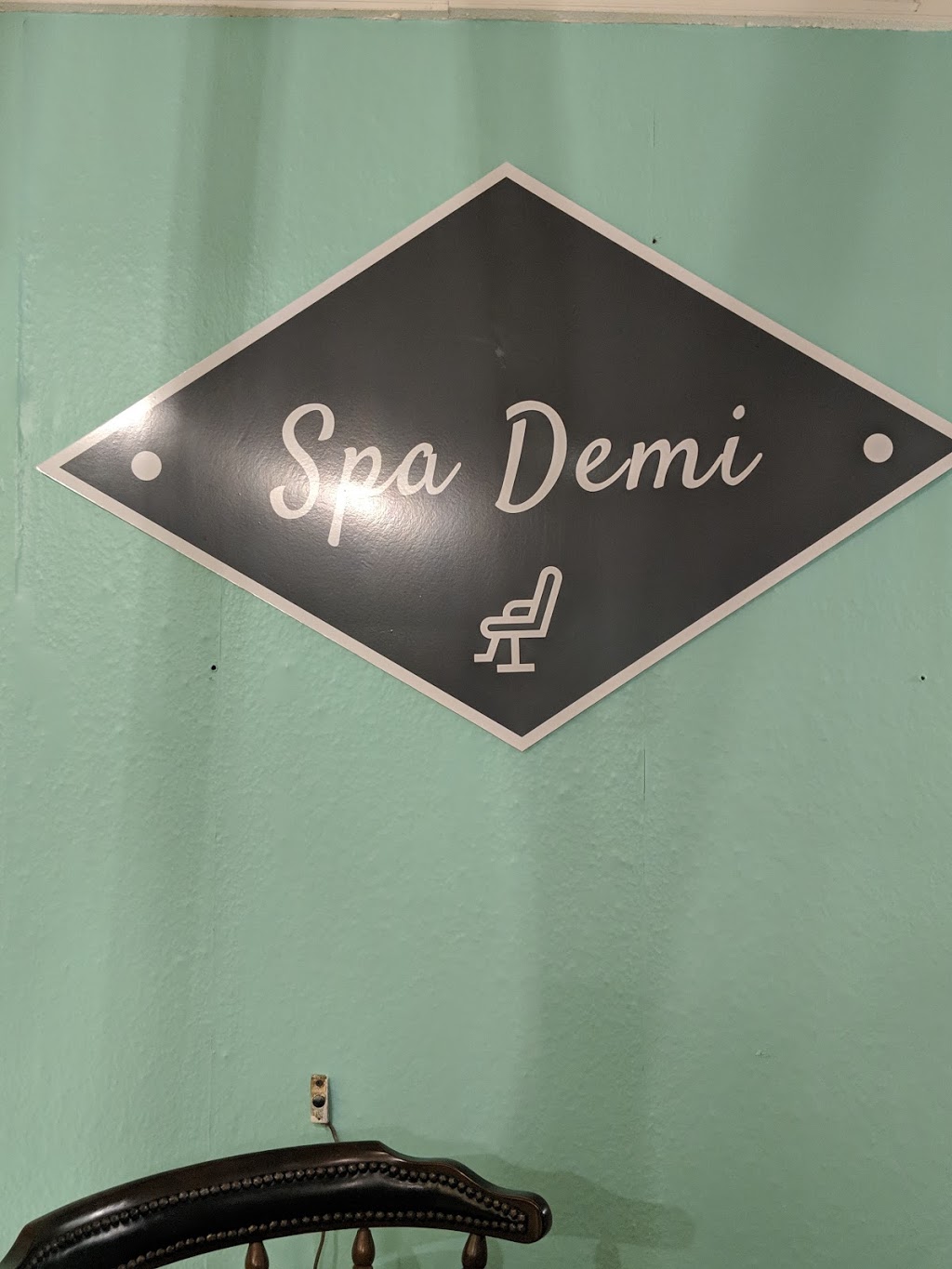 Spa Demi | 1901 W Main St, Belleville, IL 62220, USA | Phone: (618) 530-9559