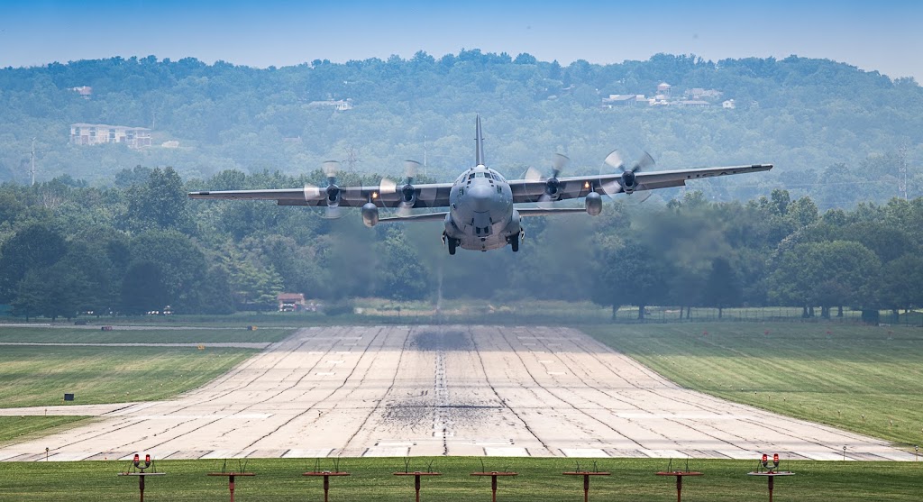 Cincinnati Municipal Airport - Lunken Field | 262 Wilmer Ave, Cincinnati, OH 45226 | Phone: (513) 352-6340