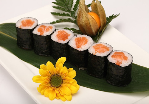 Amsterdam Sushi | 1518 Amsterdam Ave, New York, NY 10031, USA | Phone: (646) 476-5017