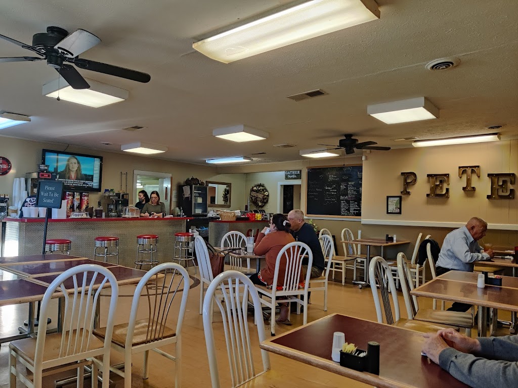 Petes Diner - restaurant  | Photo 3 of 10 | Address: 1862 Pine Crest Rd, Lancaster, KY 40444, USA | Phone: (859) 548-5715