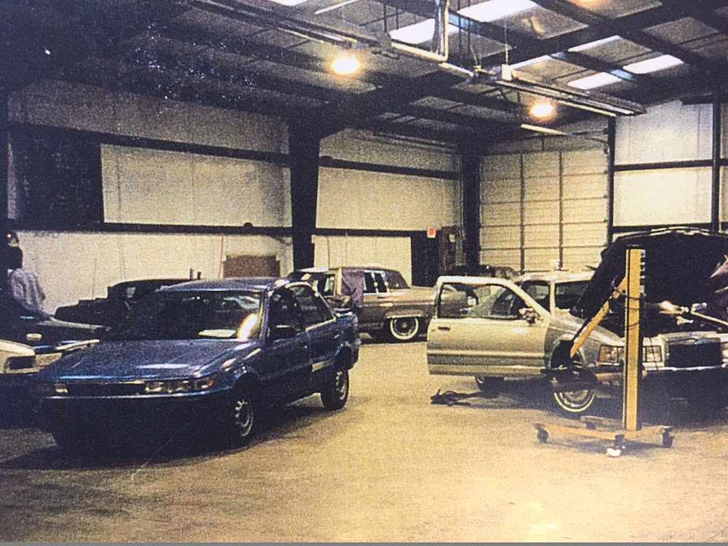 Dennis Halls Body Shop | 230 E Brooks Rd, Memphis, TN 38109, USA | Phone: (901) 346-8326 Dennis Halls Body Shop | 230 E Brooks Rd, Memphis, TN 38109, USA | Phone: (901) 346-8326