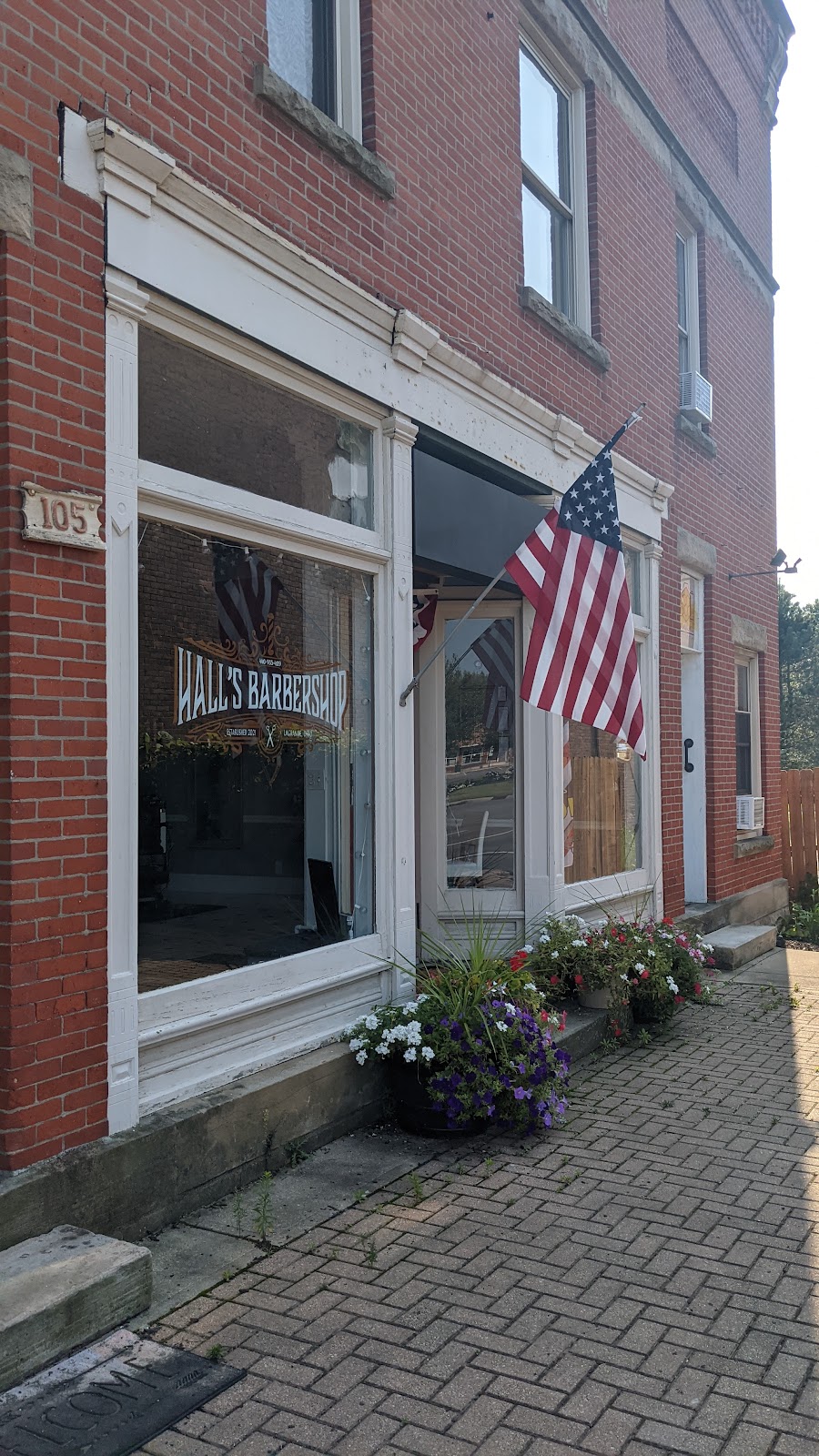 Hall’s Barbershop | 105 Public Square, Lagrange, OH 44050 | Phone: (440) 935-4119