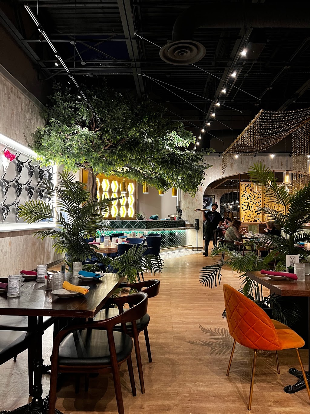 TORO Cantina | 111 Wolf Rd, Albany, NY 12205, USA | Phone: (518) 949-2211