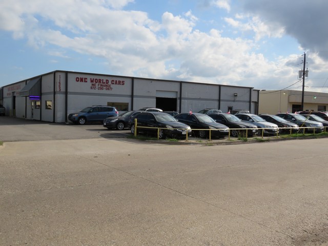 One World Cars | 4441 I-30, Mesquite, TX 75150, USA | Phone: (972) 290-0877