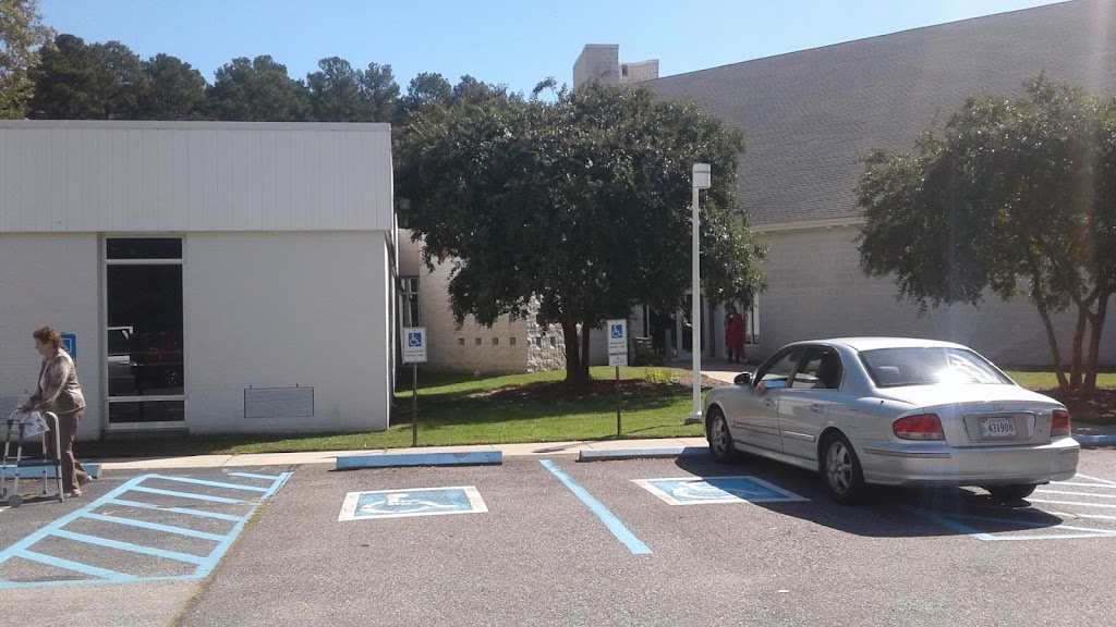 St Joan of Arc Catholic Church | 315 Harris Grove Ln, Yorktown, VA 23692, USA | Phone: (757) 898-5570