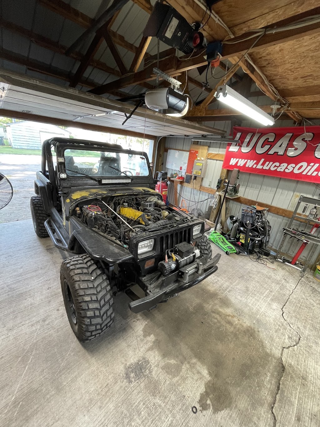 Full Send Garage | 600 W 22nd Ave, Hutchinson, KS 67502, USA | Phone: (620) 888-5475