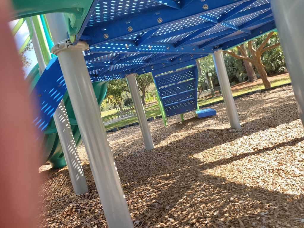 Westwood Lakes Park | 12450 Westwood Lakes Blvd, Tampa, FL 33626, USA | Phone: (813) 744-5595