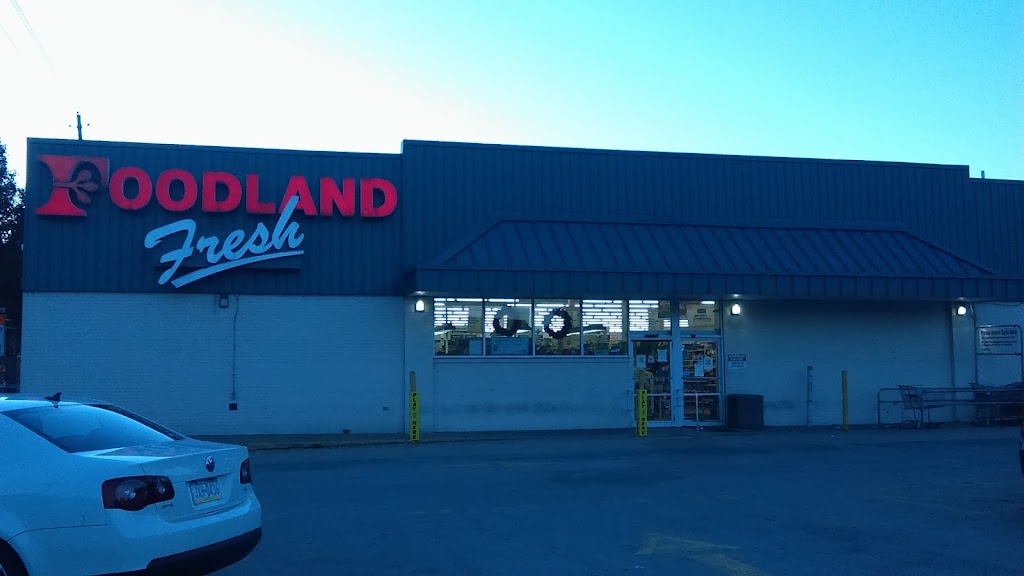 Foodland | 701 Donner Ave, Monessen, PA 15062, USA | Phone: (724) 684-6460