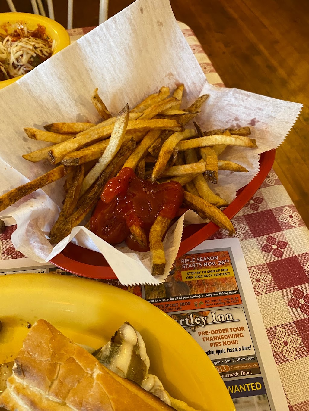 Stoney Point Restaurant and Lounge | 1087 Jefferson Rd, Waynesburg, PA 15370, USA | Phone: (724) 883-2450