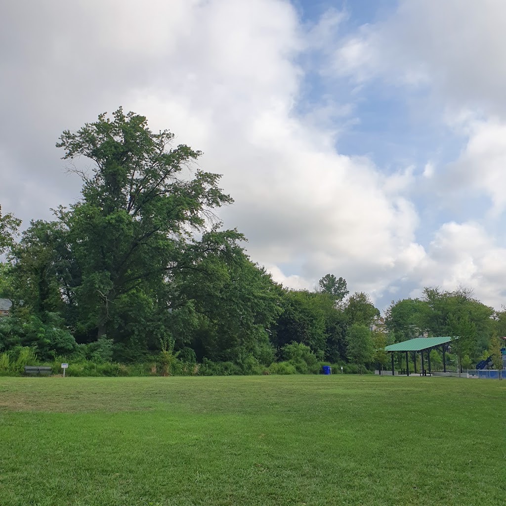 Evans Parkway Neighborhood Park | 2001 Evans Pkwy, Wheaton, MD 20902, USA | Phone: (301) 495-2595