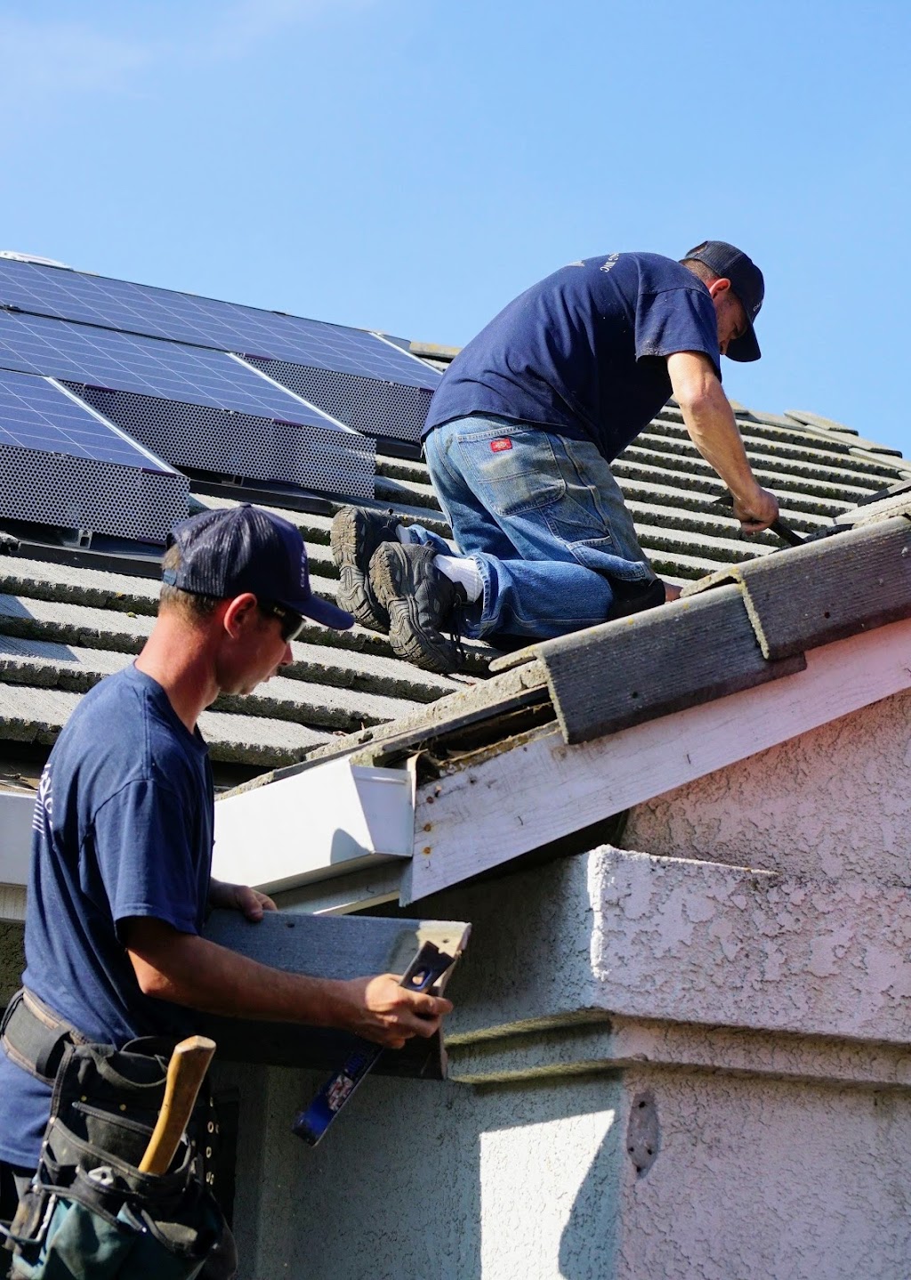 CAL-WEST ROOFING INC | 2838 El Roya Ave A, Modesto, CA 95354, USA | Phone: (209) 576-7670