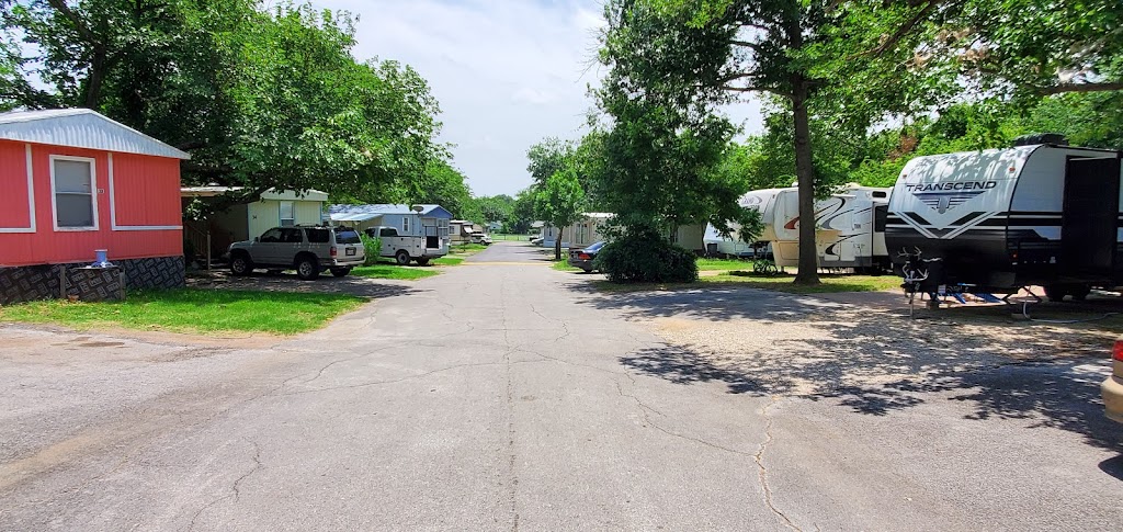 Ranger Mobile Home and RV Park | 2000 W Arkansas Ln, Arlington, TX 76013, USA | Phone: (682) 774-3374