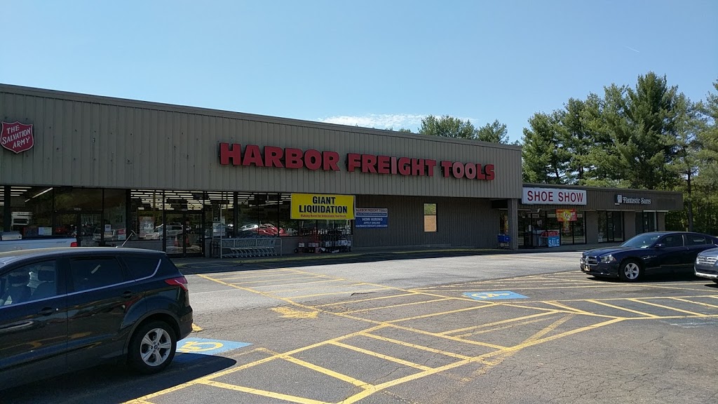 Harbor Freight Tools | 2658 Peters Creek Pkwy, Winston-Salem, NC 27127, USA | Phone: (336) 771-2323