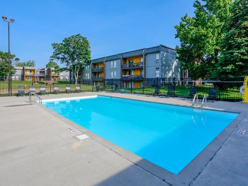 1100 Apartments | 1100 Princeton Square Cir, Cincinnati, OH 45246, USA | Phone: (513) 874-2141