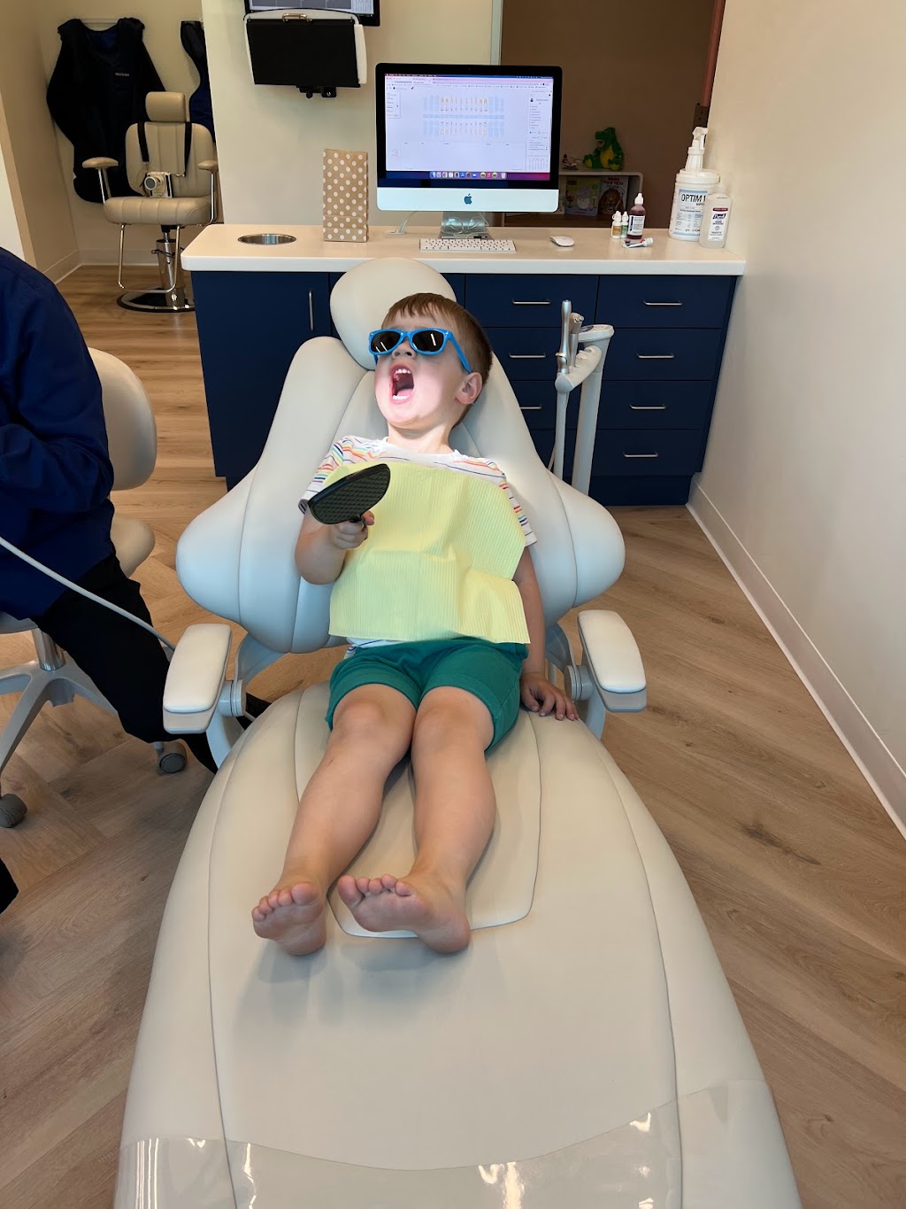 Sprout and Bloom Pediatric Dentistry | 13402 W Coal Mine Ave Ste 125, Littleton, CO 80127, USA | Phone: (720) 637-1760