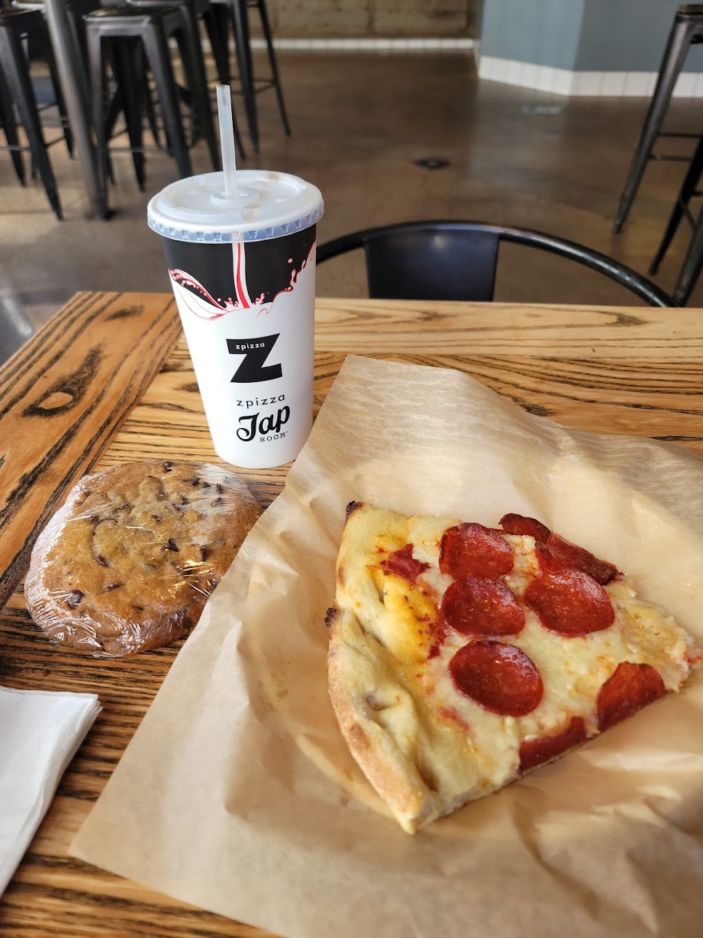 zpizza | 5933 W Century Blvd, Los Angeles, CA 90045, USA | Phone: (310) 342-0179